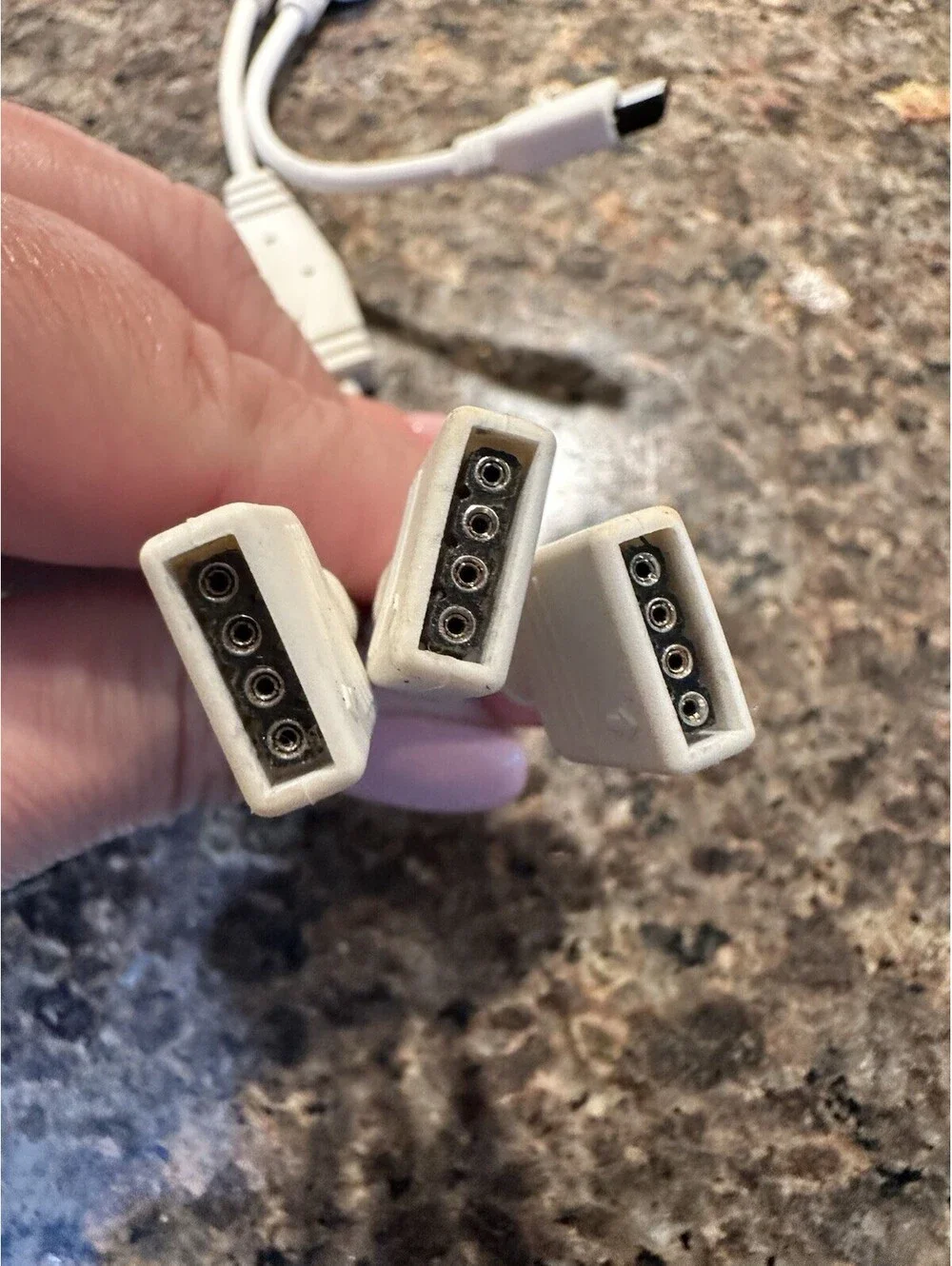 Replacement Cenpek LED Strip Light Controller 3 Buttons IR Sensor 3-Way Splitter